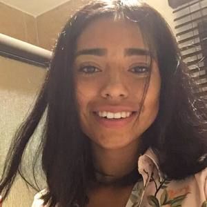 Meet your Posher, Lizbeth